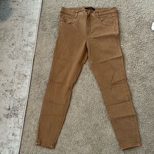 Liverpool tan pull on jeggings. Size 30.